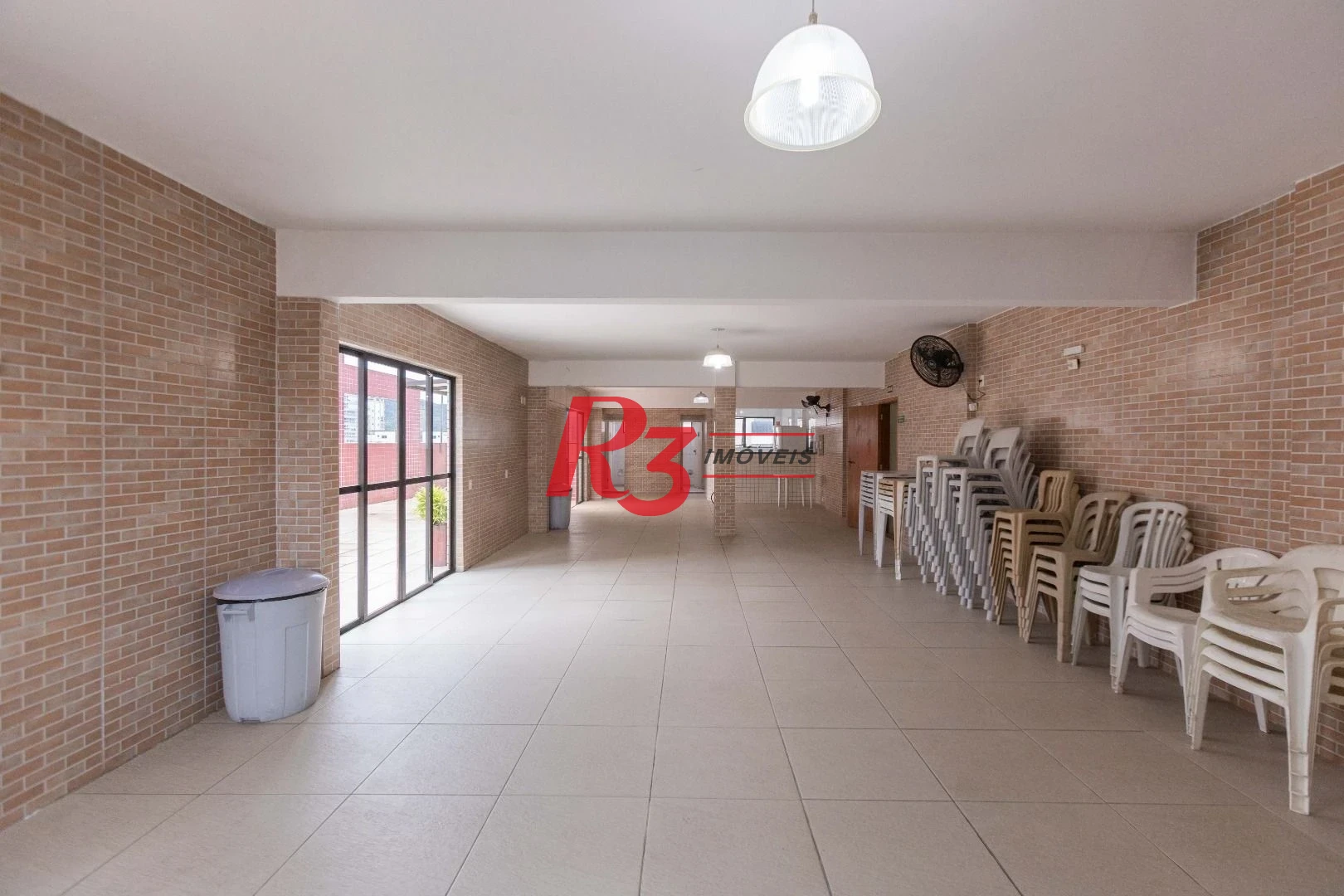 Apartamento com 2 dormitórios à venda, 95 m² por R$ 680.000,00 - Pompéia - Santos/SP