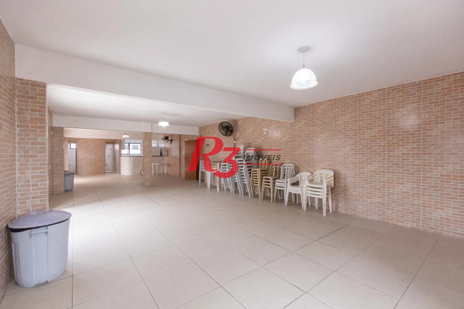 Apartamento com 2 dormitórios à venda, 95 m² por R$ 680.000,00 - Pompéia - Santos/SP