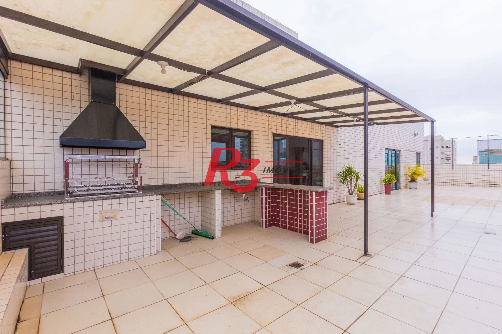 Apartamento com 2 dormitórios à venda, 95 m² por R$ 680.000,00 - Pompéia - Santos/SP