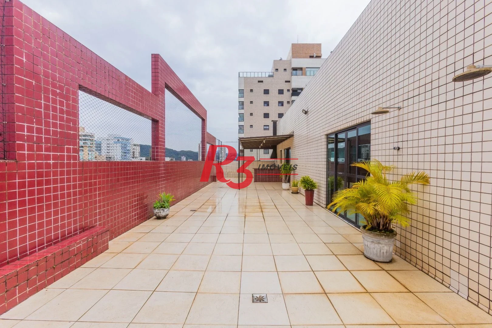 Apartamento com 2 dormitórios à venda, 95 m² por R$ 680.000,00 - Pompéia - Santos/SP