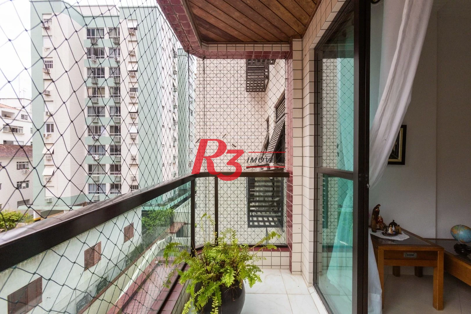 Apartamento com 2 dormitórios à venda, 95 m² por R$ 680.000,00 - Pompéia - Santos/SP