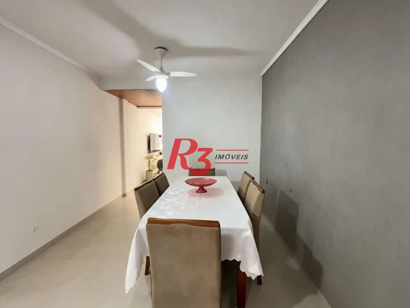Sobrado com 2 dormitórios à venda, 70 m² por R$ 585.000,00 - Ponta da Praia - Santos/SP