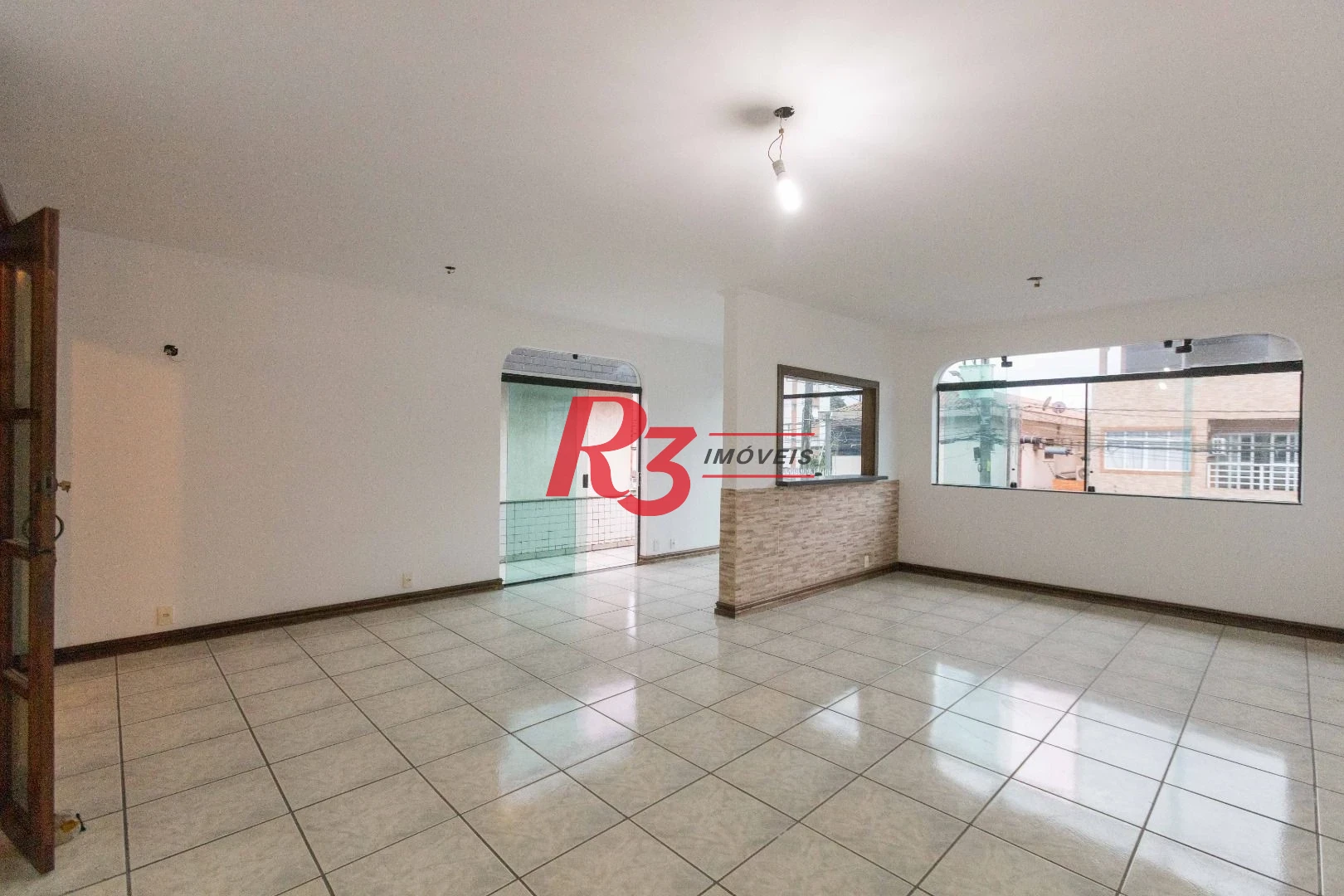Casa com 3 dormitórios à venda, 164 m² por R$ 1.090.000,00 - Ponta da Praia - Santos/SP