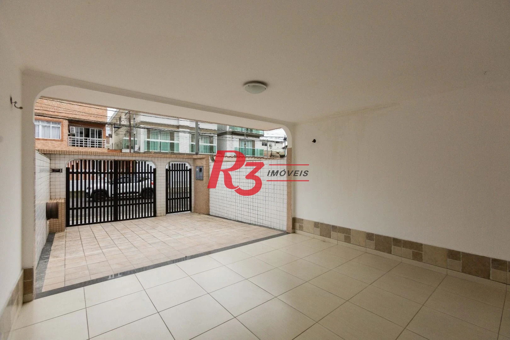 Casa com 3 dormitórios à venda, 164 m² por R$ 1.090.000,00 - Ponta da Praia - Santos/SP