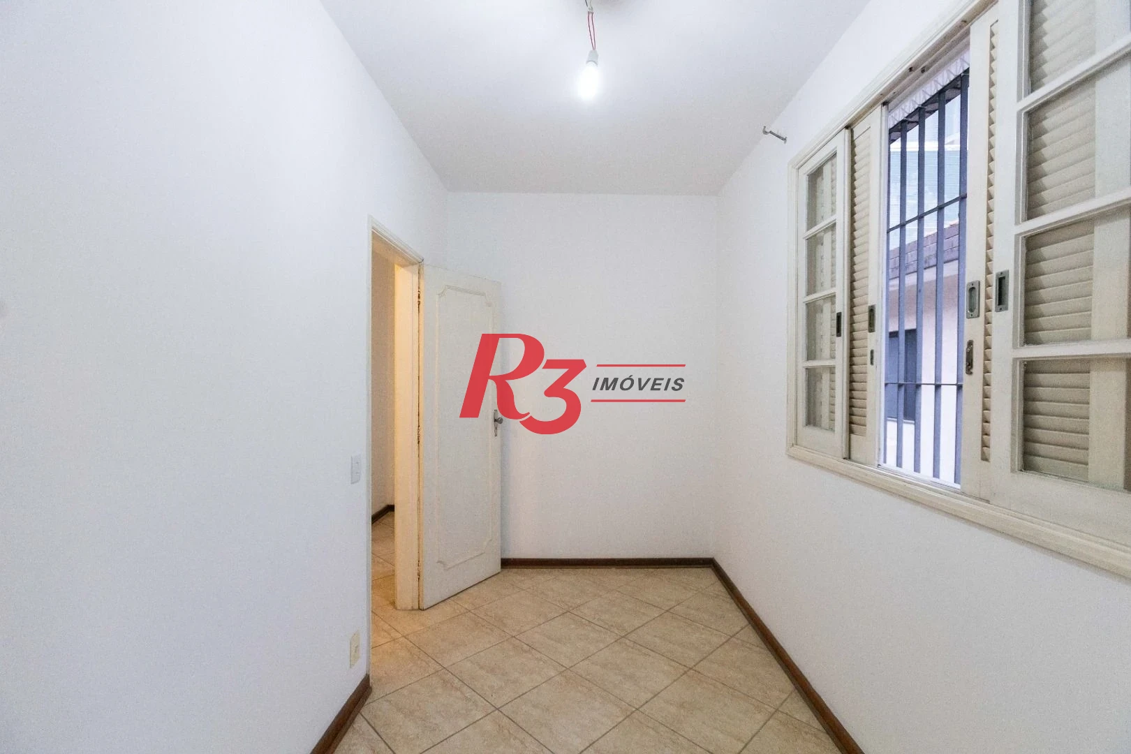 Casa com 3 dormitórios à venda, 164 m² por R$ 1.090.000,00 - Ponta da Praia - Santos/SP