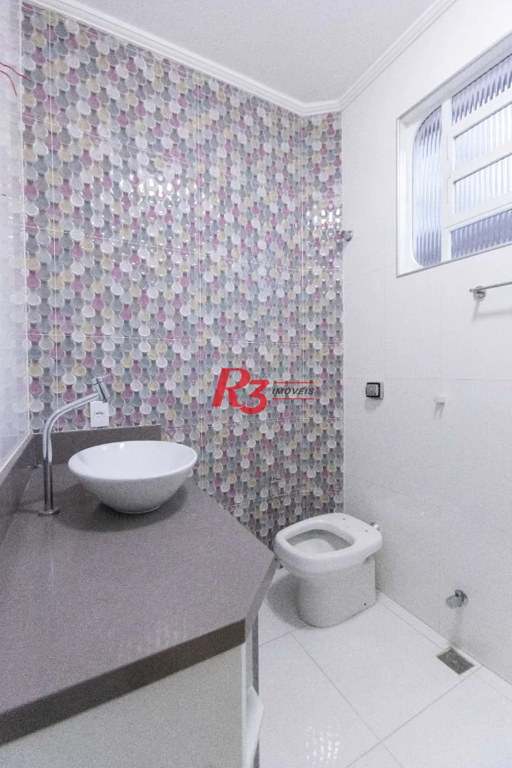 Casa com 3 dormitórios à venda, 164 m² por R$ 1.090.000,00 - Ponta da Praia - Santos/SP