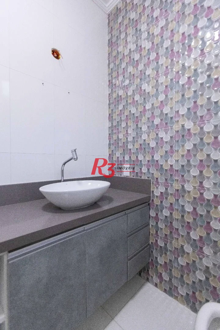 Casa com 3 dormitórios à venda, 164 m² por R$ 1.090.000,00 - Ponta da Praia - Santos/SP