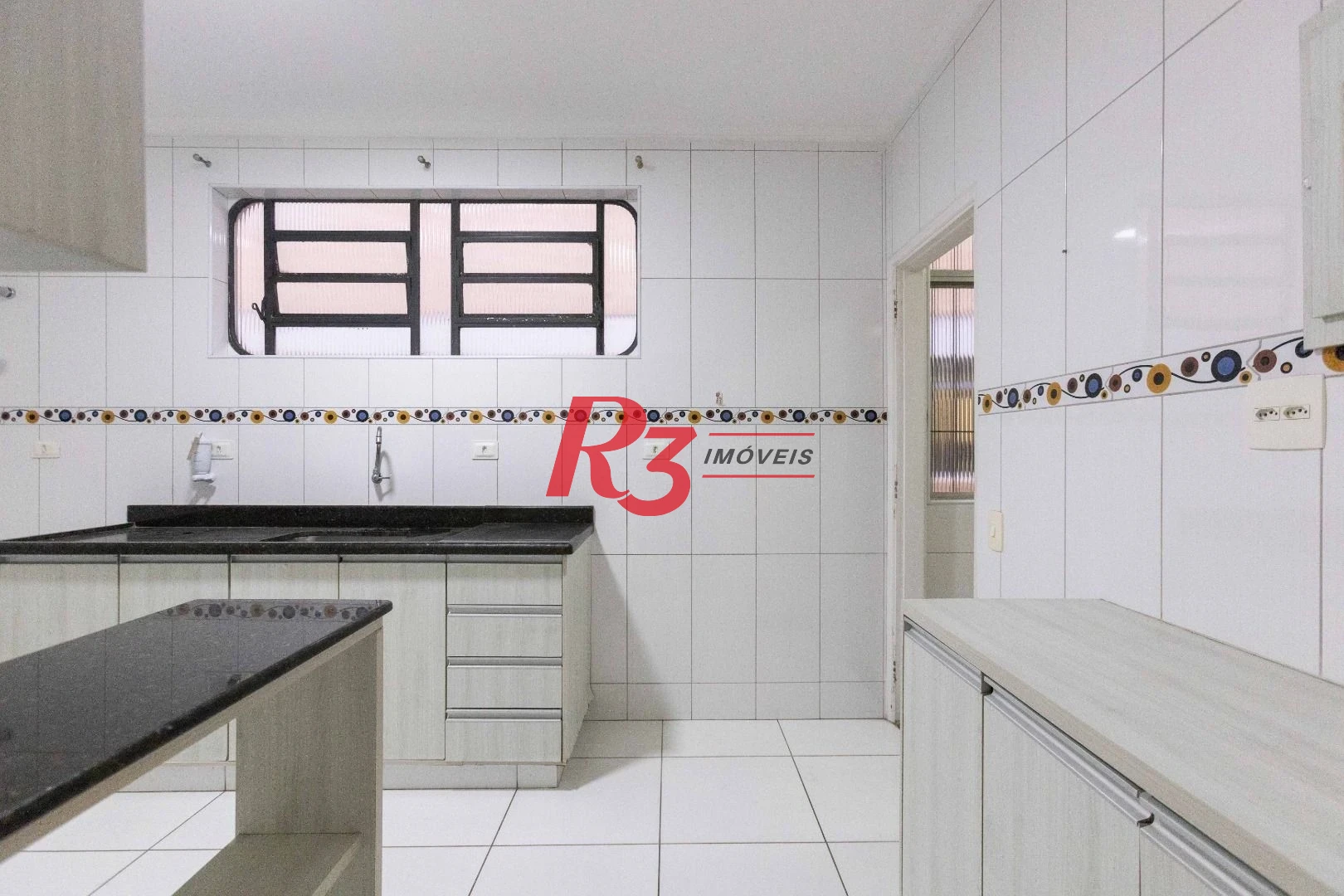 Casa com 3 dormitórios à venda, 164 m² por R$ 1.090.000,00 - Ponta da Praia - Santos/SP