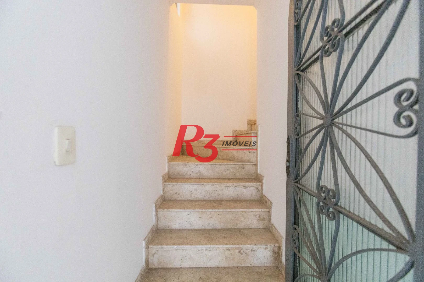 Casa com 3 dormitórios à venda, 164 m² por R$ 1.090.000,00 - Ponta da Praia - Santos/SP