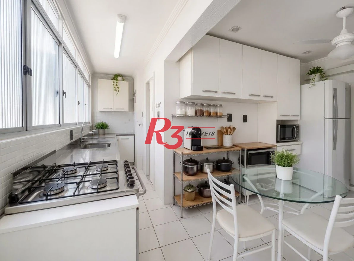 Apartamento com 4 dormitórios à venda, 116 m² por R$ 1.400.000,00 - José Menino - Santos/SP