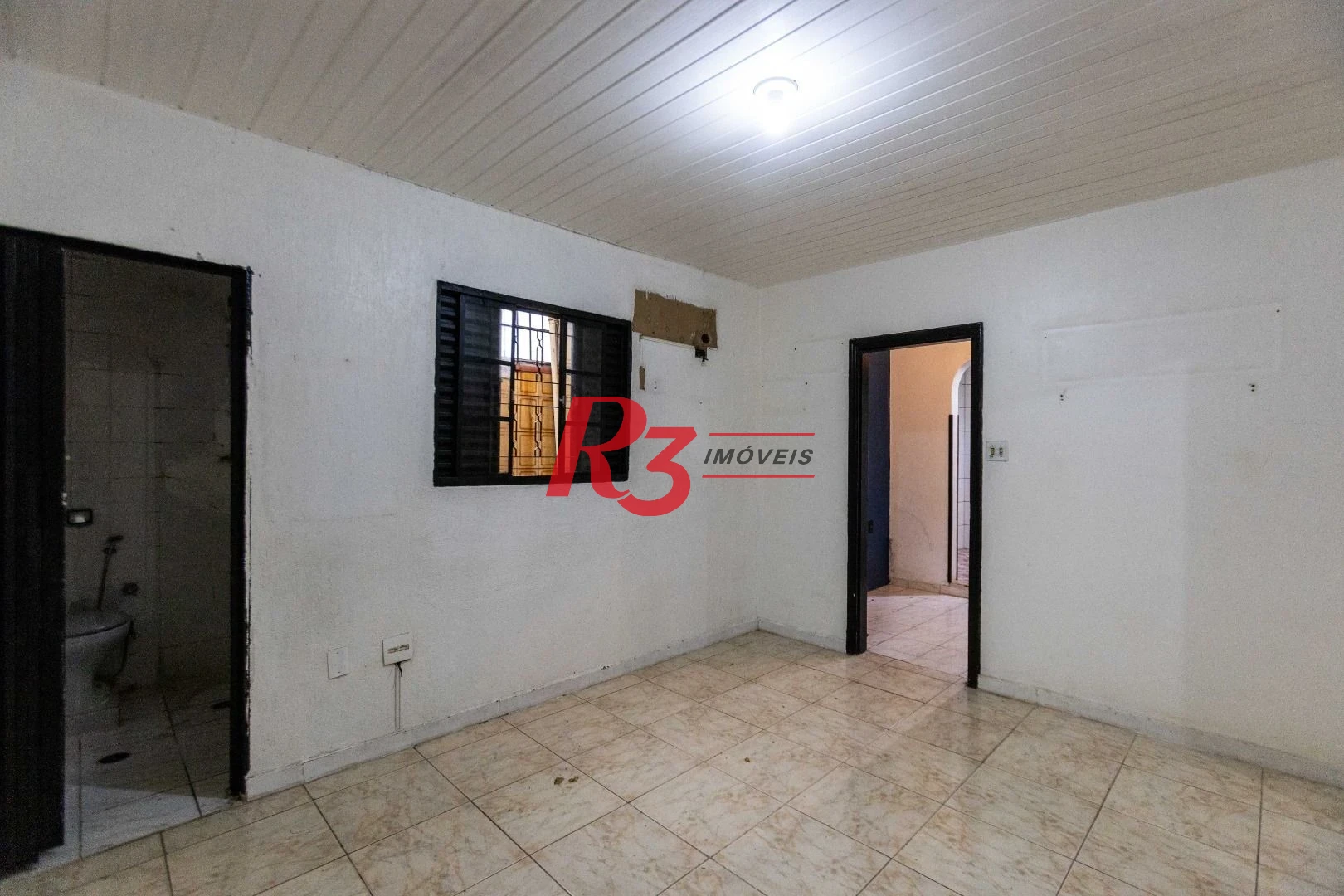 Casa com 2 dormitórios à venda, 64 m² por R$ 320.000,00 - Vila Marlthiaa - Santos/SP