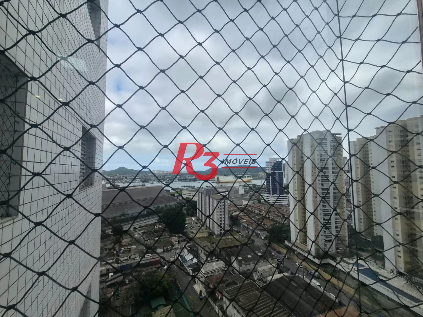 Apartamento com 3 dormitórios à venda, 77 m² por R$ 819.000,00 - Ponta da Praia - Santos/SP