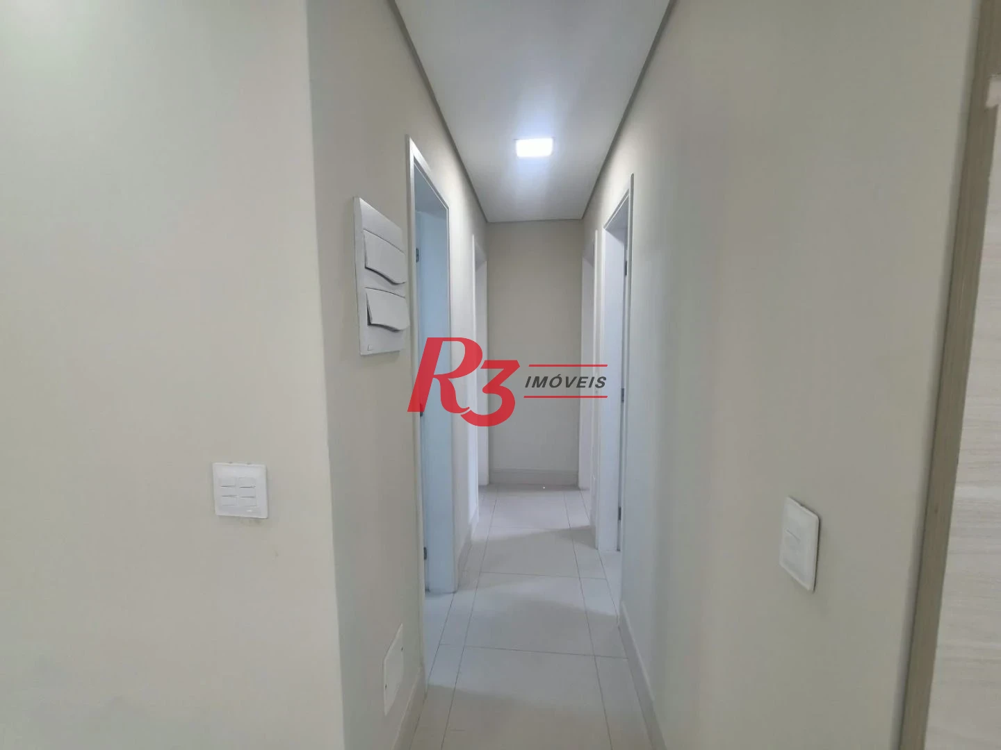 Apartamento com 3 dormitórios à venda, 77 m² por R$ 819.000,00 - Ponta da Praia - Santos/SP
