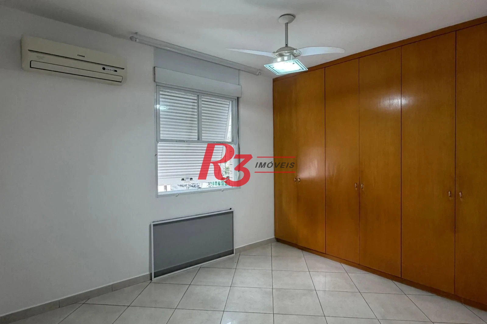 Apartamento com 3 dormitórios para alugar, 118 m² por R$ 3.800,02/mês - Aparecida - Santos/SP