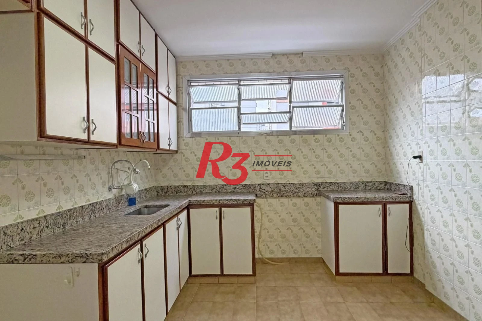 Apartamento com 3 dormitórios para alugar, 118 m² por R$ 3.800,02/mês - Aparecida - Santos/SP