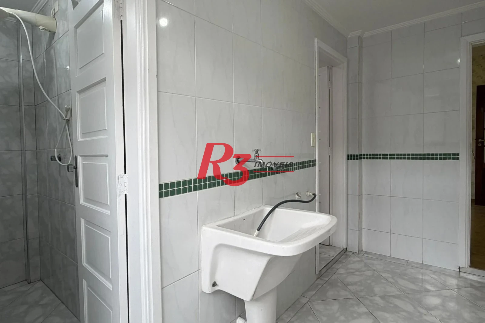 Apartamento com 3 dormitórios para alugar, 118 m² por R$ 3.800,02/mês - Aparecida - Santos/SP