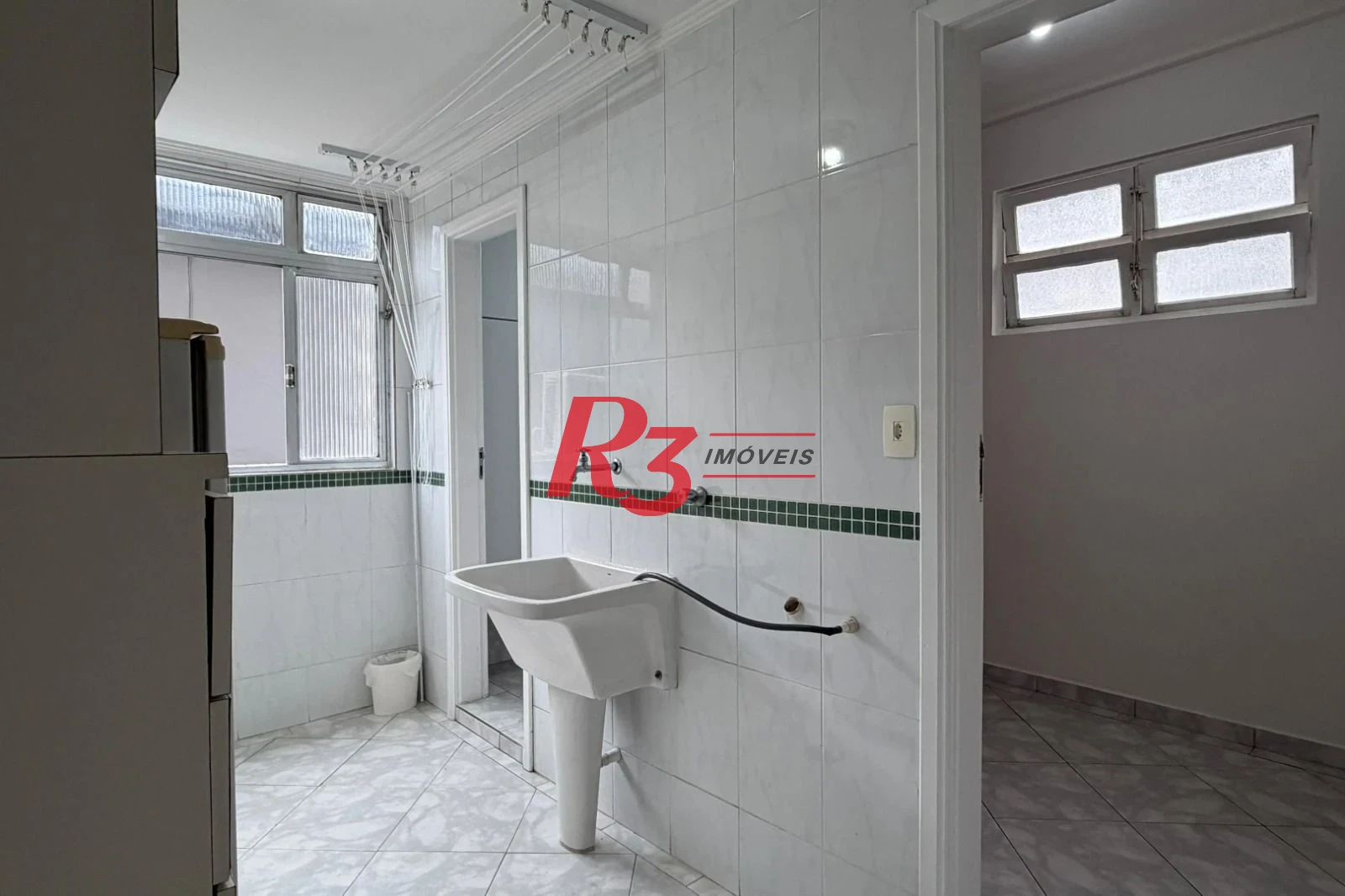 Apartamento com 3 dormitórios para alugar, 118 m² por R$ 3.800,02/mês - Aparecida - Santos/SP