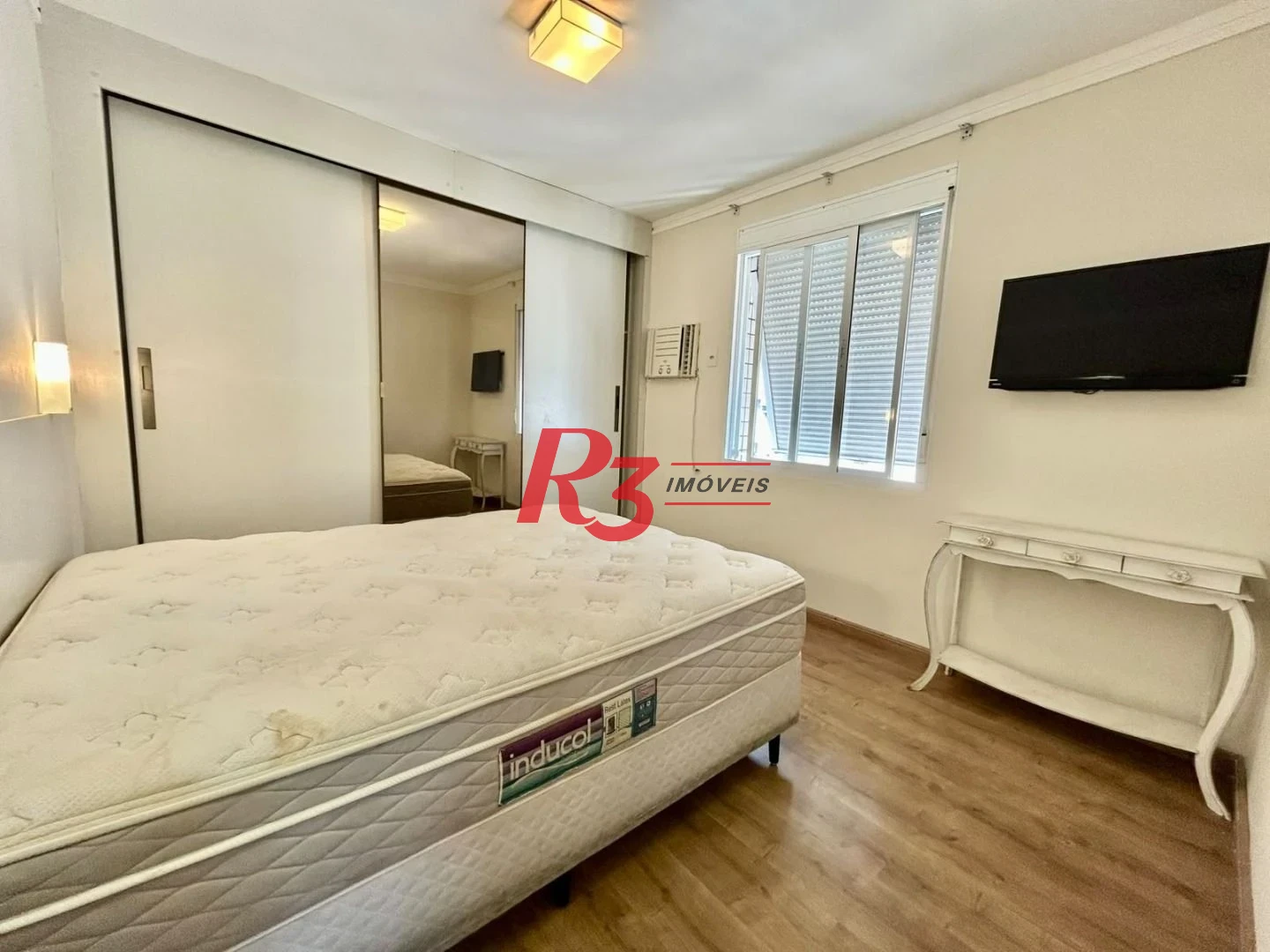 Apartamento com 2 dormitórios à venda, 98 m² por R$ 730.000,00 - Gonzaga - Santos/SP