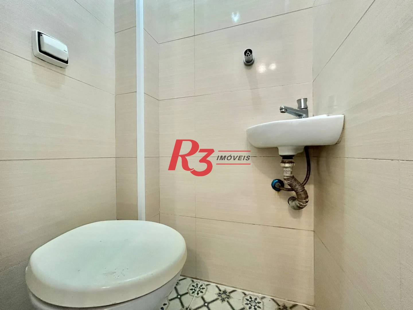 Apartamento com 2 dormitórios à venda, 98 m² por R$ 730.000,00 - Gonzaga - Santos/SP