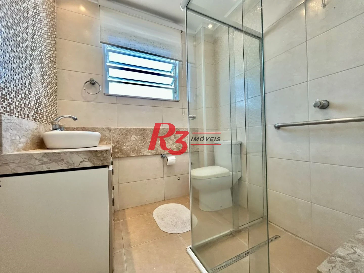 Apartamento com 2 dormitórios à venda, 98 m² por R$ 730.000,00 - Gonzaga - Santos/SP
