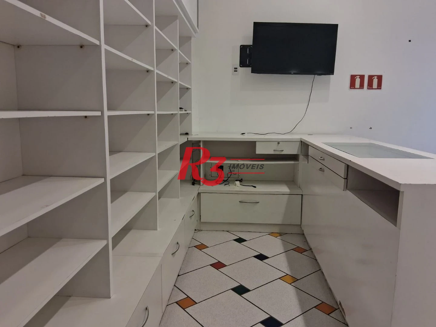 Loja para alugar, 25 m² por R$ 6.500,00/mês - Gonzaga - Santos/SP