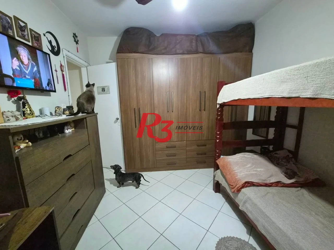 Apartamento com 2 dormitórios à venda, 71 m² por R$ 399.000,00 - Embaré - Santos/SP