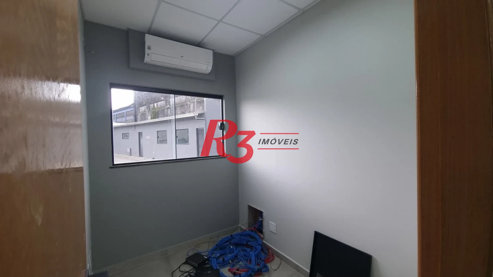Galpão para alugar, 1000 m² por R$ 157.500,00/mês - Estuário - Santos/SP