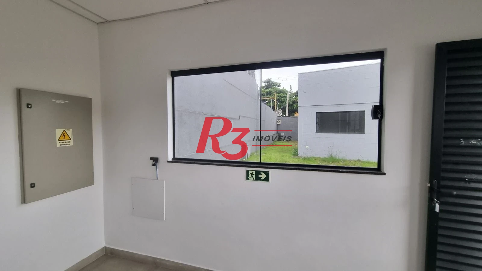 Galpão para alugar, 1000 m² por R$ 157.500,00/mês - Estuário - Santos/SP