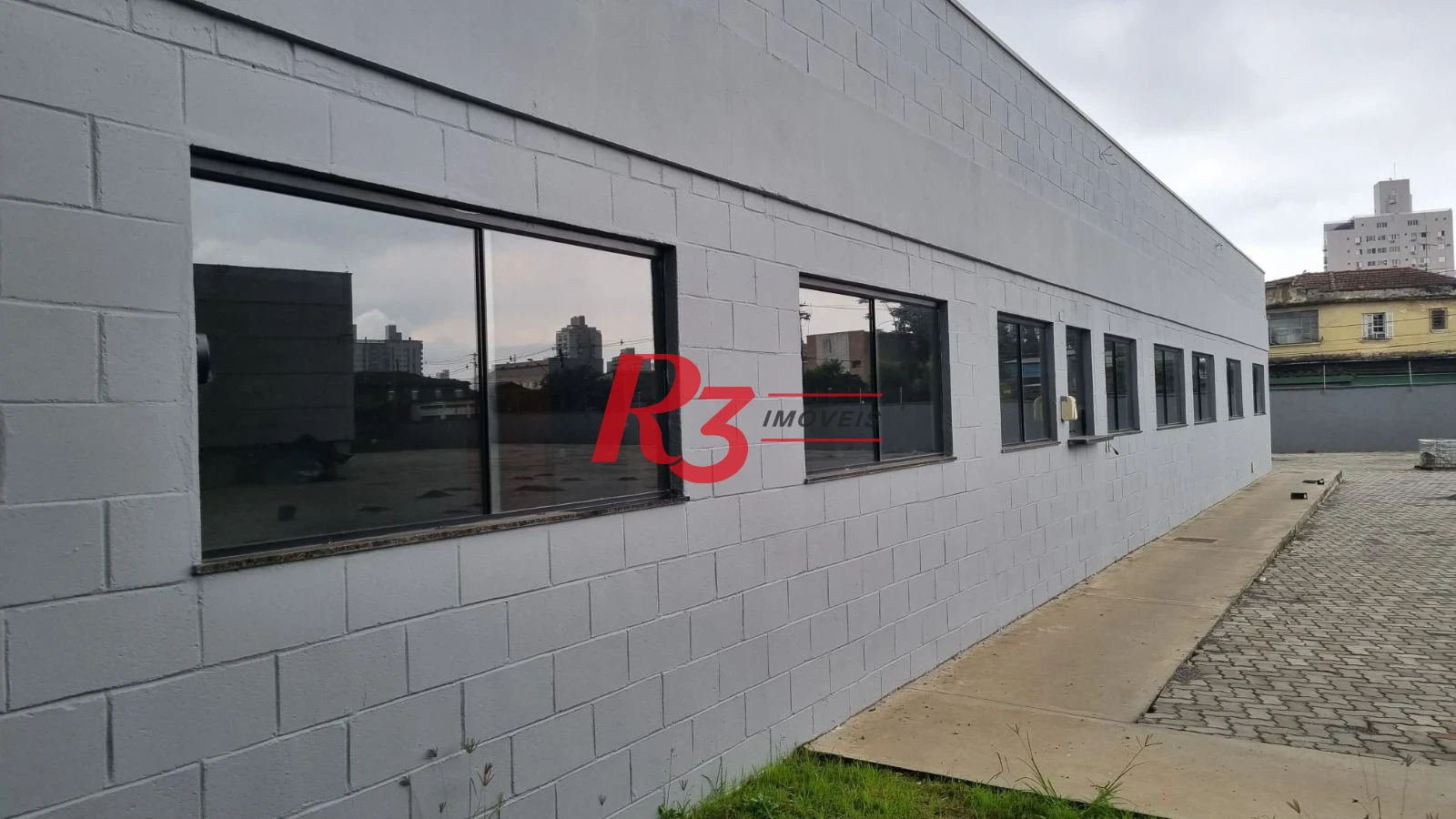 Galpão para alugar, 1000 m² por R$ 157.500,00/mês - Estuário - Santos/SP