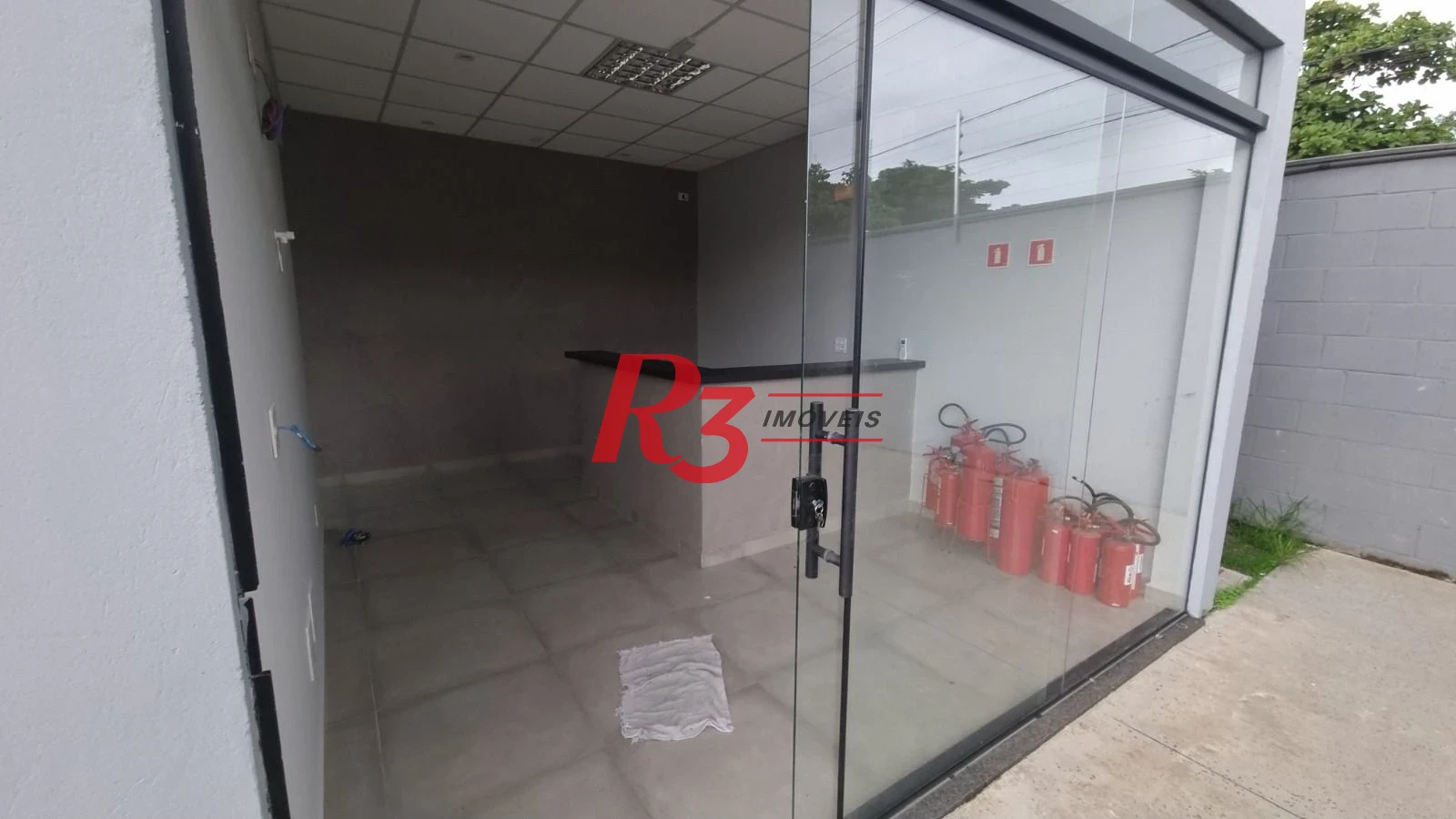 Galpão para alugar, 1000 m² por R$ 157.500,00/mês - Estuário - Santos/SP