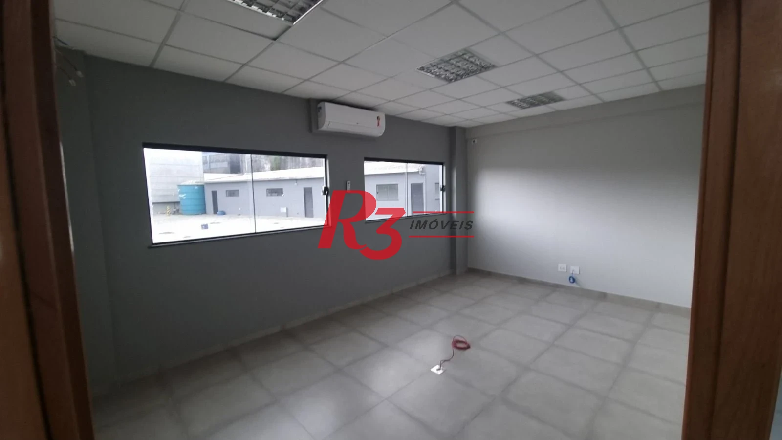 Galpão para alugar, 1000 m² por R$ 157.500,00/mês - Estuário - Santos/SP