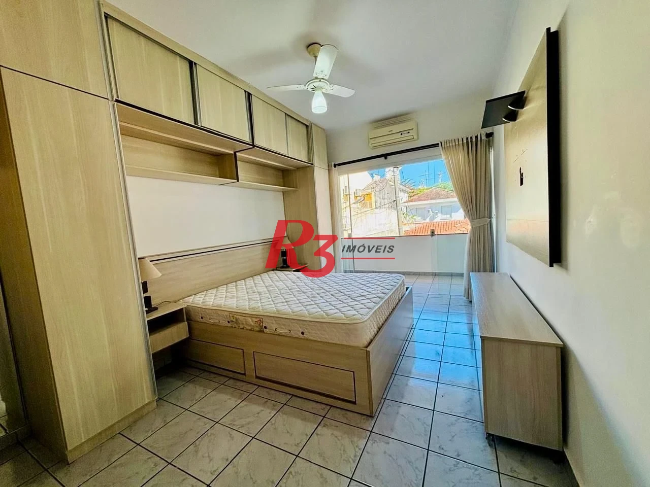 Village com 2 dormitórios à venda, 101 m² por R$ 660.000,00 - Embaré - Santos/SP