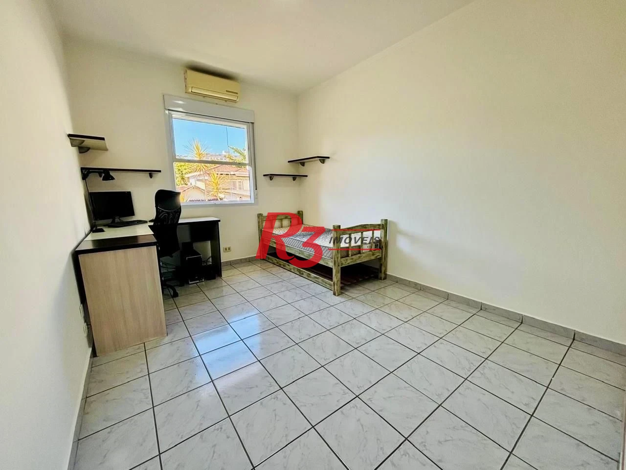 Village com 2 dormitórios à venda, 101 m² por R$ 660.000,00 - Embaré - Santos/SP