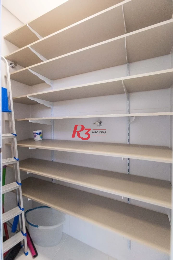 Apartamento com 2 dormitórios à venda, 76 m² por R$ 1.500.000,00 - Gonzaga - Santos/SP