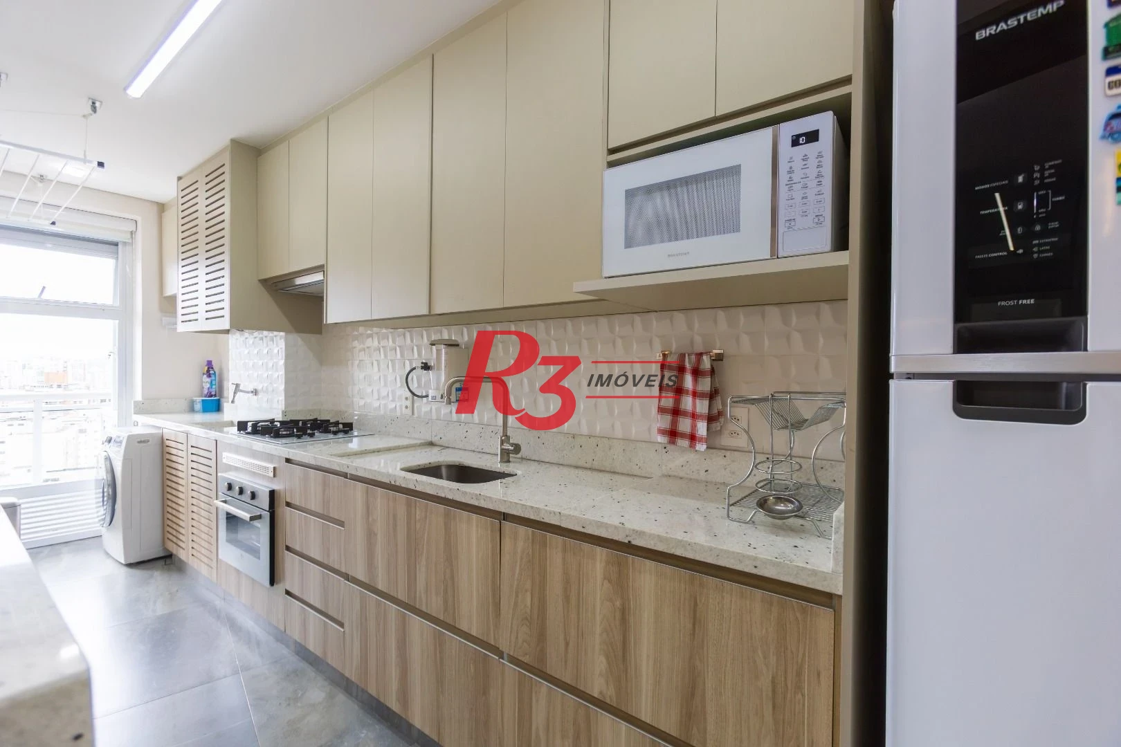 Apartamento com 2 dormitórios à venda, 72 m² por R$ 2.100.000,00 - Pompéia - Santos/SP