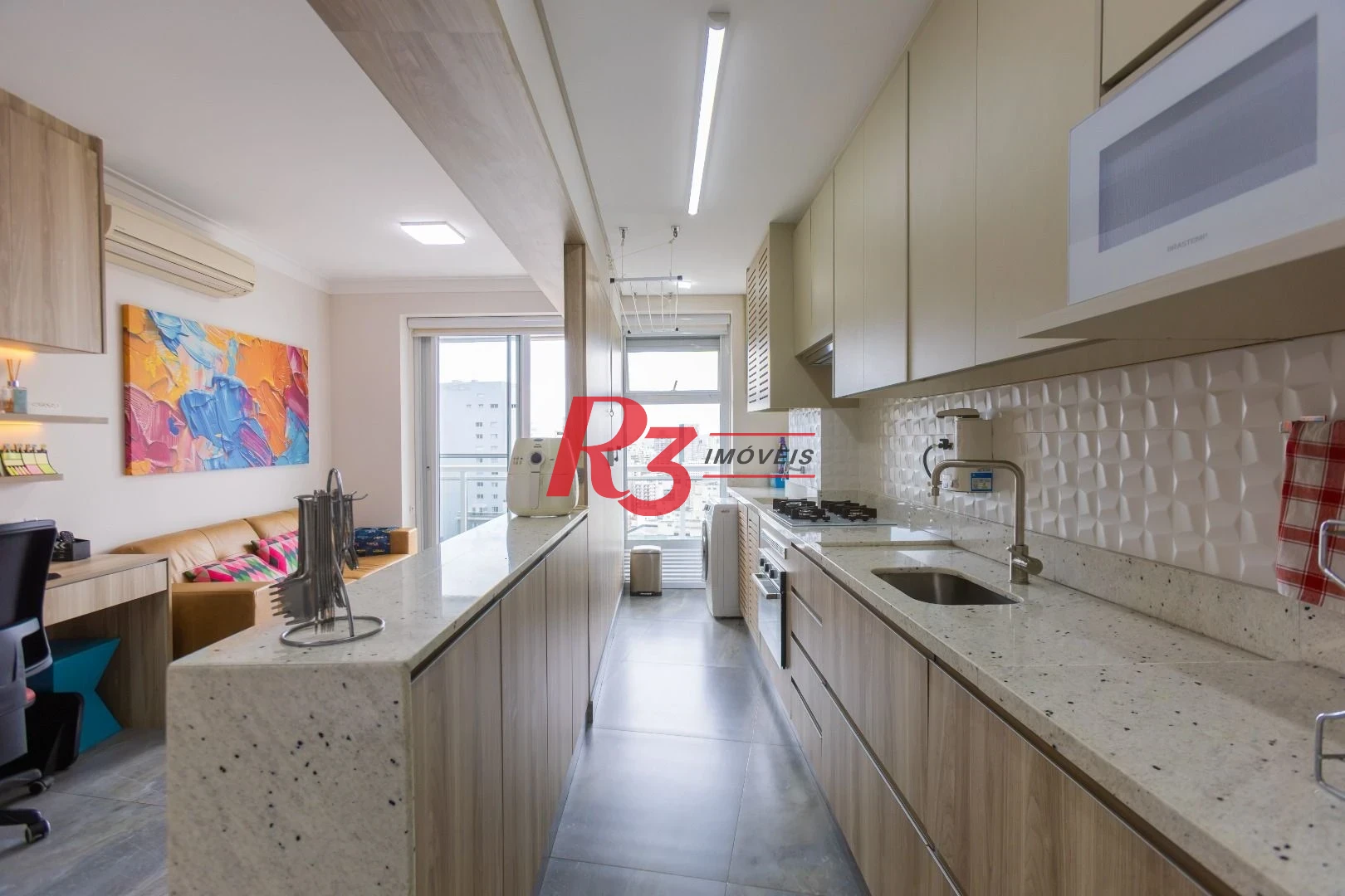 Apartamento com 2 dormitórios à venda, 72 m² por R$ 2.100.000,00 - Pompéia - Santos/SP