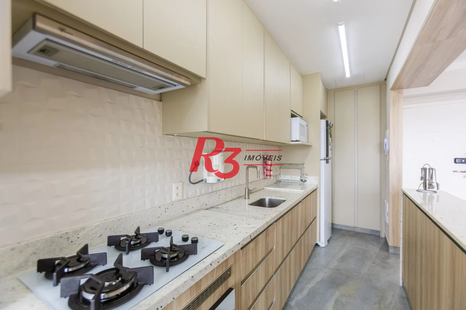 Apartamento com 2 dormitórios à venda, 72 m² por R$ 2.100.000,00 - Pompéia - Santos/SP