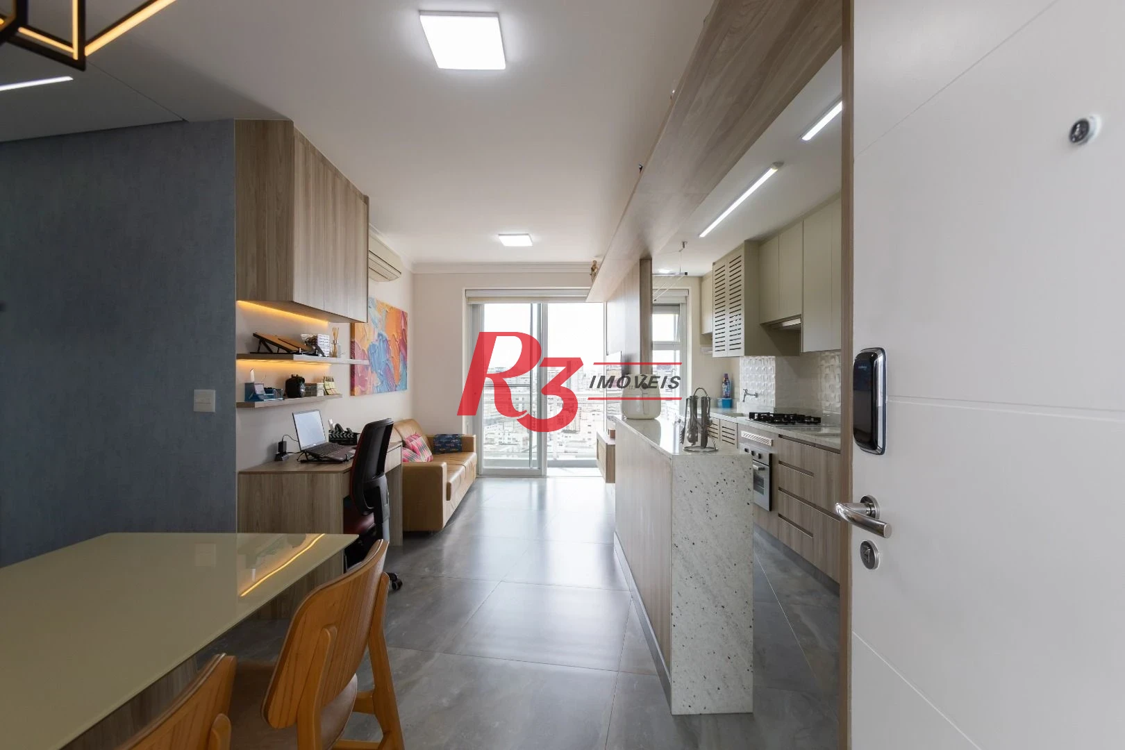 Apartamento com 2 dormitórios à venda, 72 m² por R$ 2.100.000,00 - Pompéia - Santos/SP