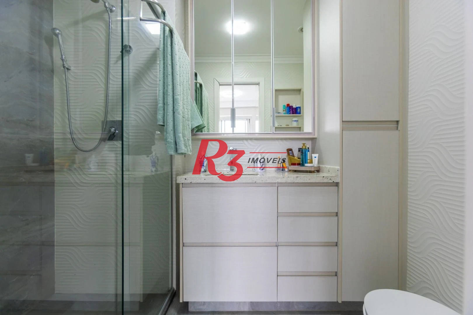 Apartamento com 2 dormitórios à venda, 72 m² por R$ 2.100.000,00 - Pompéia - Santos/SP