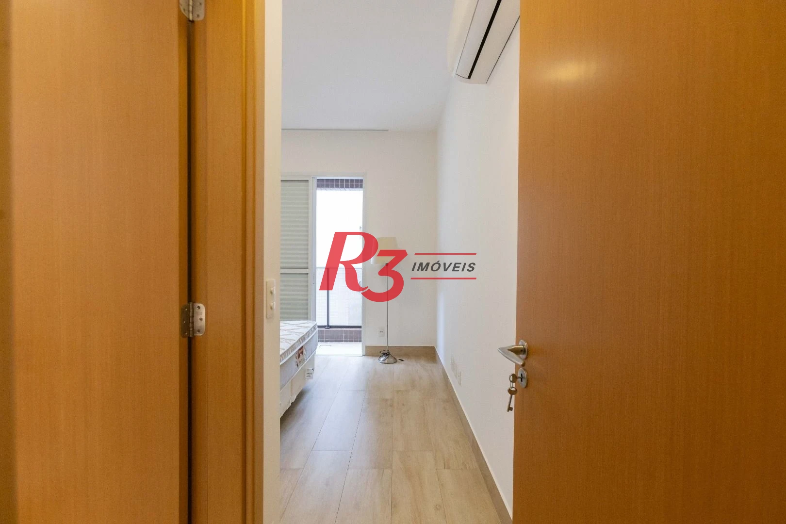 Apartamento com 2 dormitórios à venda, 112 m² por R$ 1.390.000,00 - Gonzaga - Santos/SP