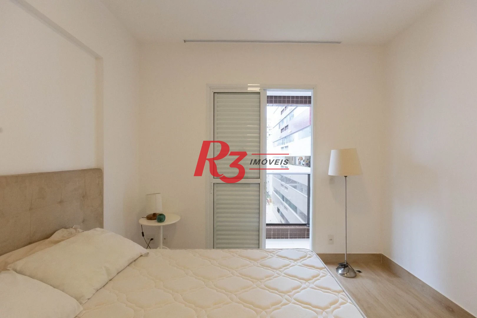 Apartamento com 2 dormitórios à venda, 112 m² por R$ 1.390.000,00 - Gonzaga - Santos/SP