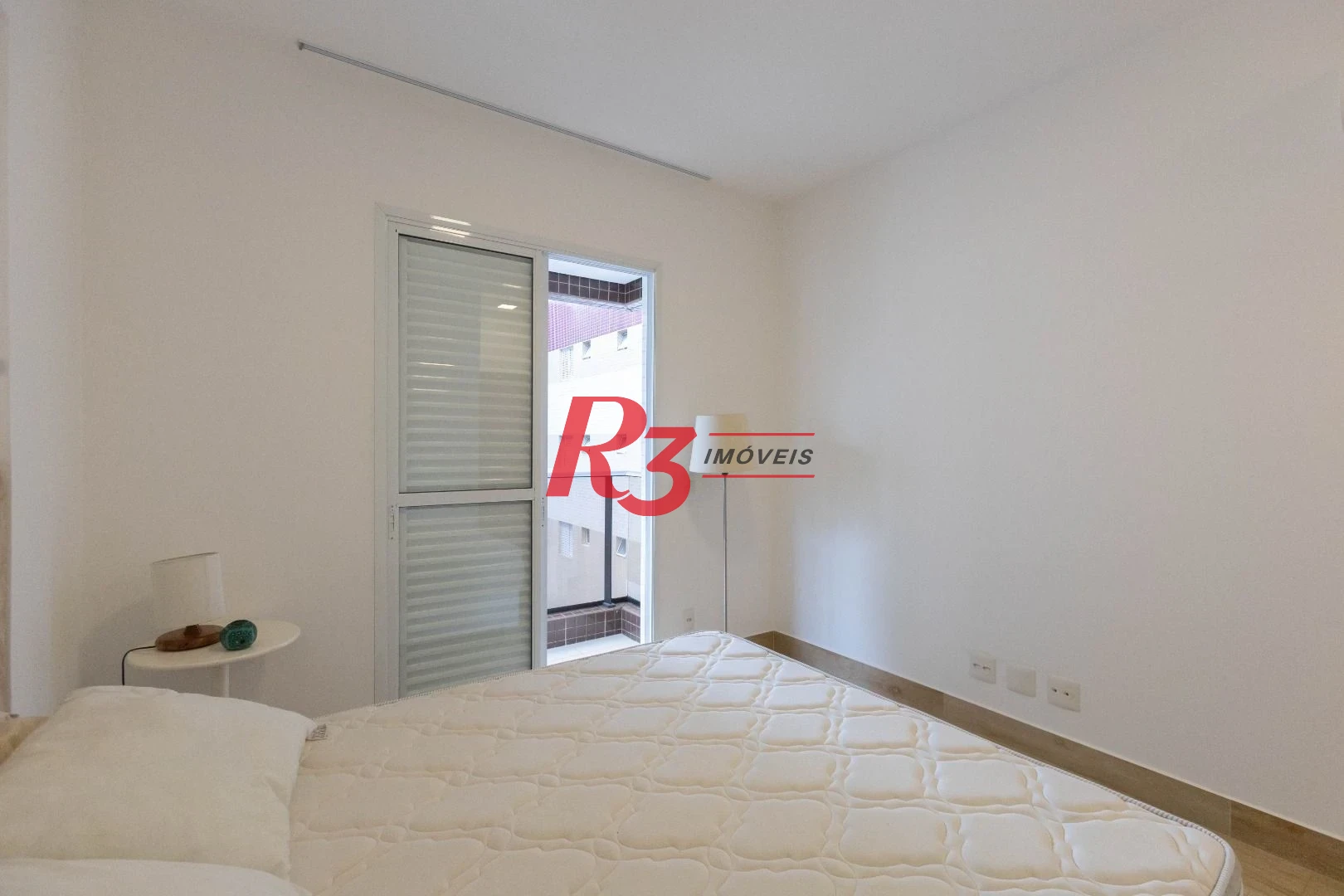Apartamento com 2 dormitórios à venda, 112 m² por R$ 1.390.000,00 - Gonzaga - Santos/SP