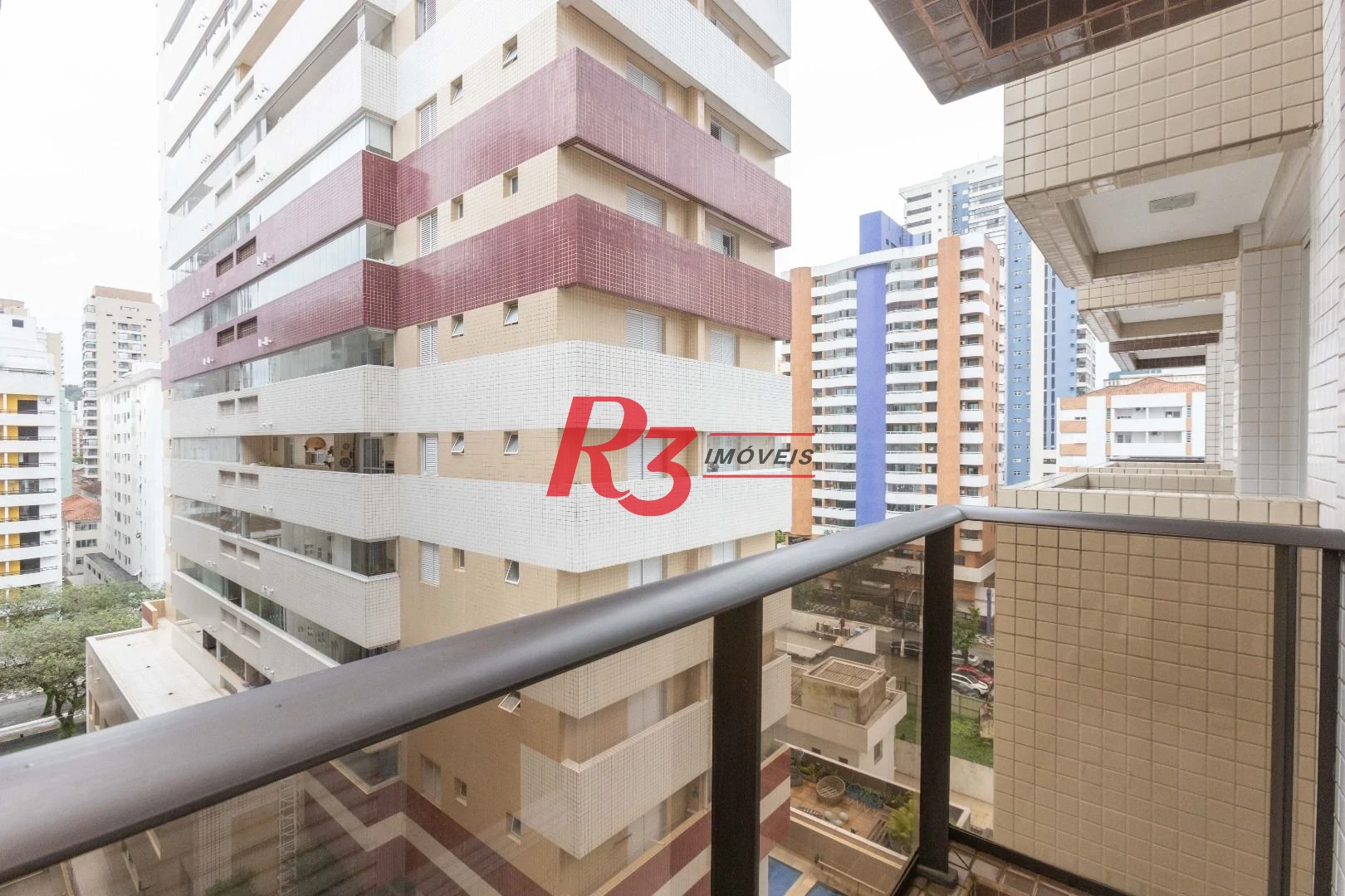 Apartamento com 2 dormitórios à venda, 112 m² por R$ 1.390.000,00 - Gonzaga - Santos/SP