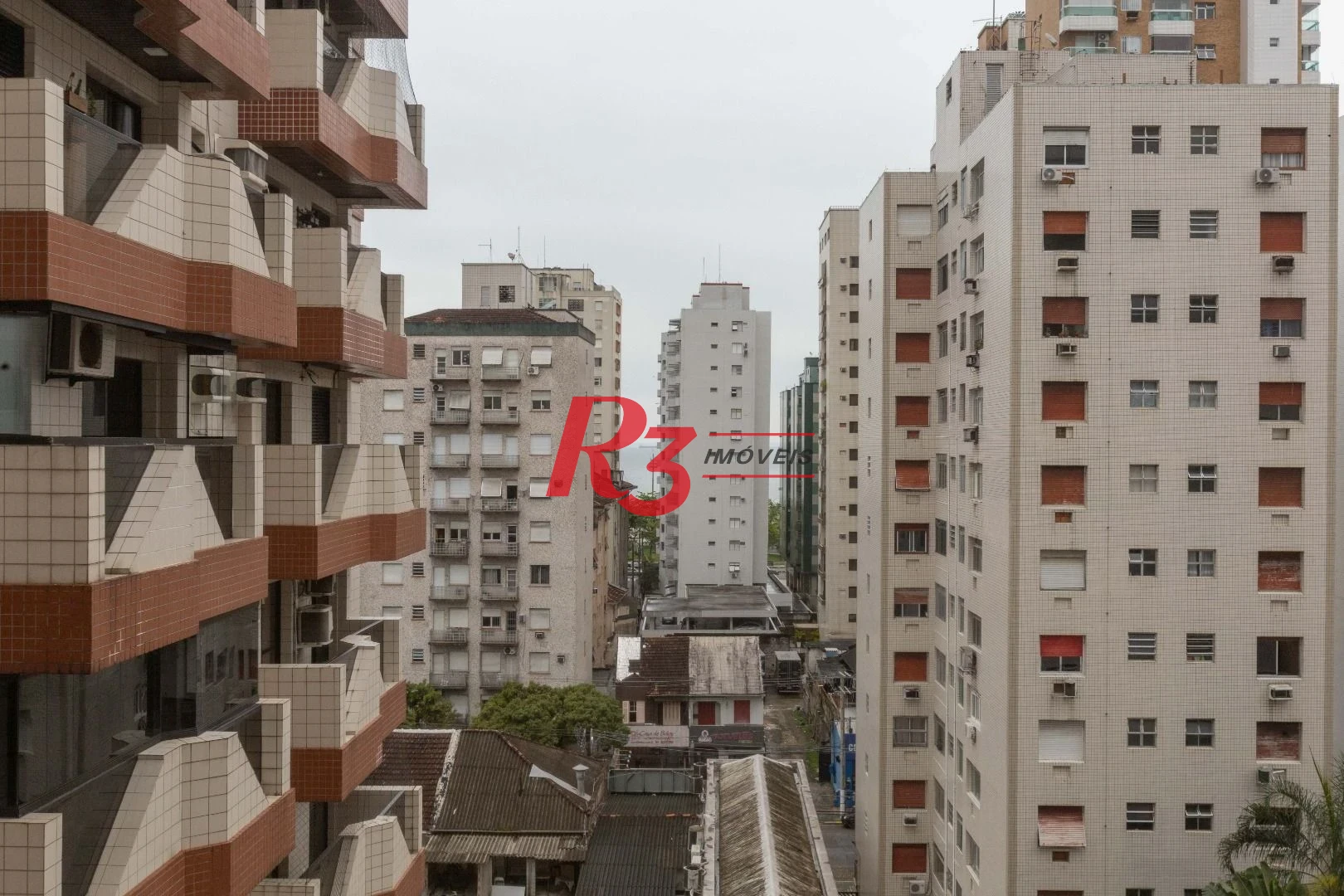 Apartamento com 2 dormitórios à venda, 112 m² por R$ 1.390.000,00 - Gonzaga - Santos/SP