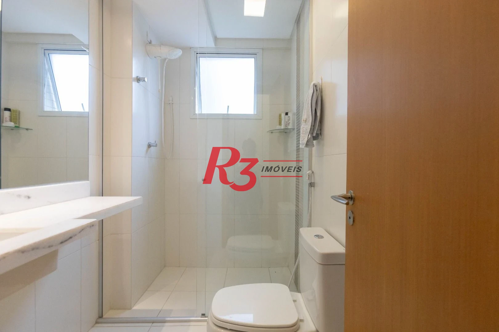 Apartamento com 2 dormitórios à venda, 112 m² por R$ 1.390.000,00 - Gonzaga - Santos/SP