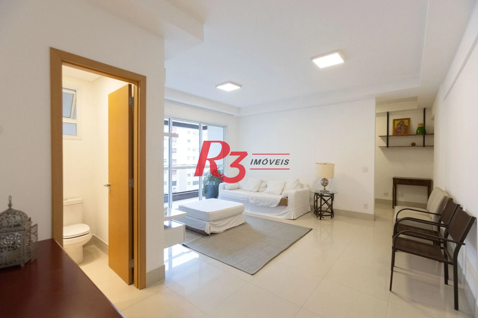 Apartamento com 2 dormitórios à venda, 112 m² por R$ 1.390.000,00 - Gonzaga - Santos/SP