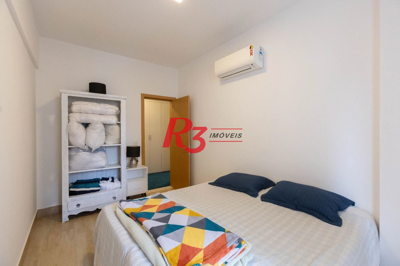 Apartamento com 2 dormitórios à venda, 112 m² por R$ 1.390.000,00 - Gonzaga - Santos/SP