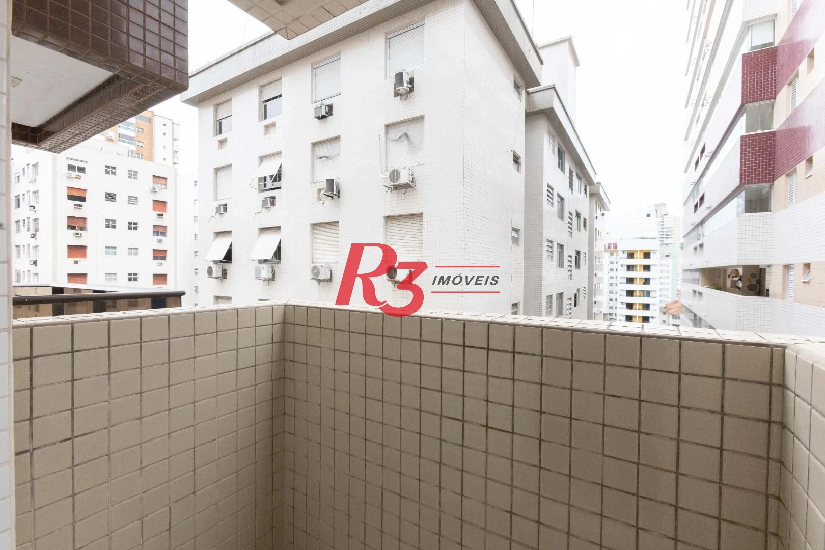 Apartamento com 2 dormitórios à venda, 112 m² por R$ 1.390.000,00 - Gonzaga - Santos/SP