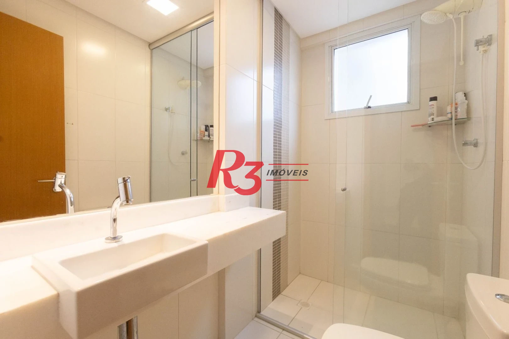 Apartamento com 2 dormitórios à venda, 112 m² por R$ 1.390.000,00 - Gonzaga - Santos/SP