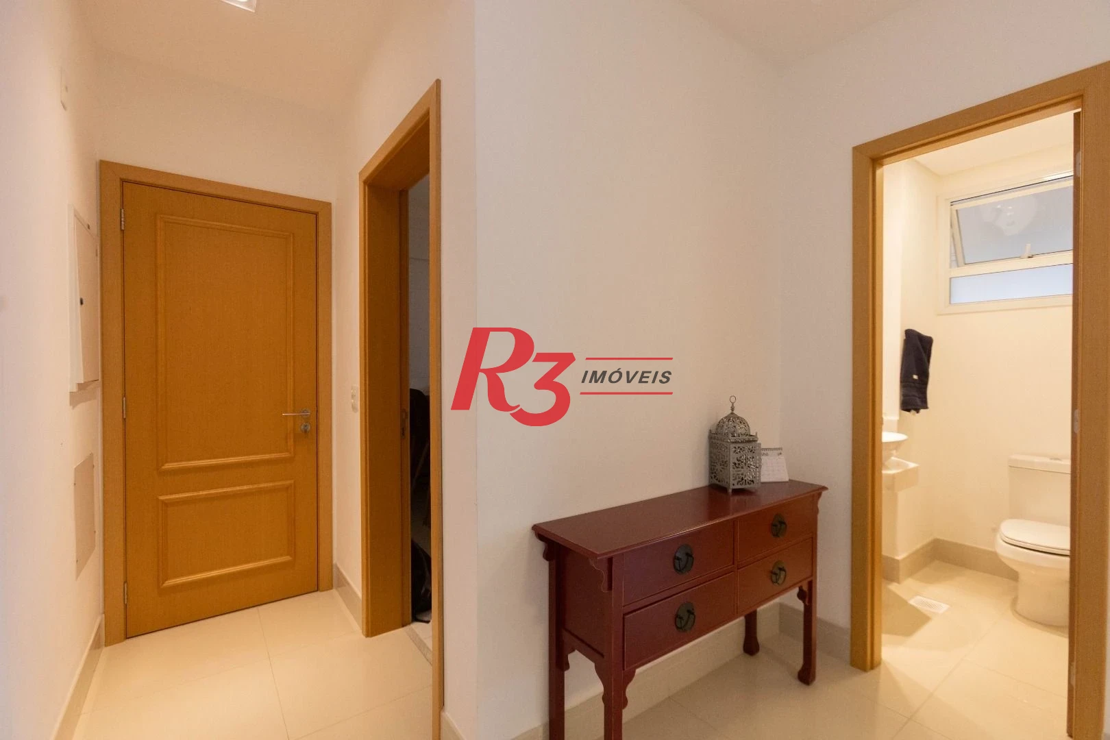 Apartamento com 2 dormitórios à venda, 112 m² por R$ 1.390.000,00 - Gonzaga - Santos/SP